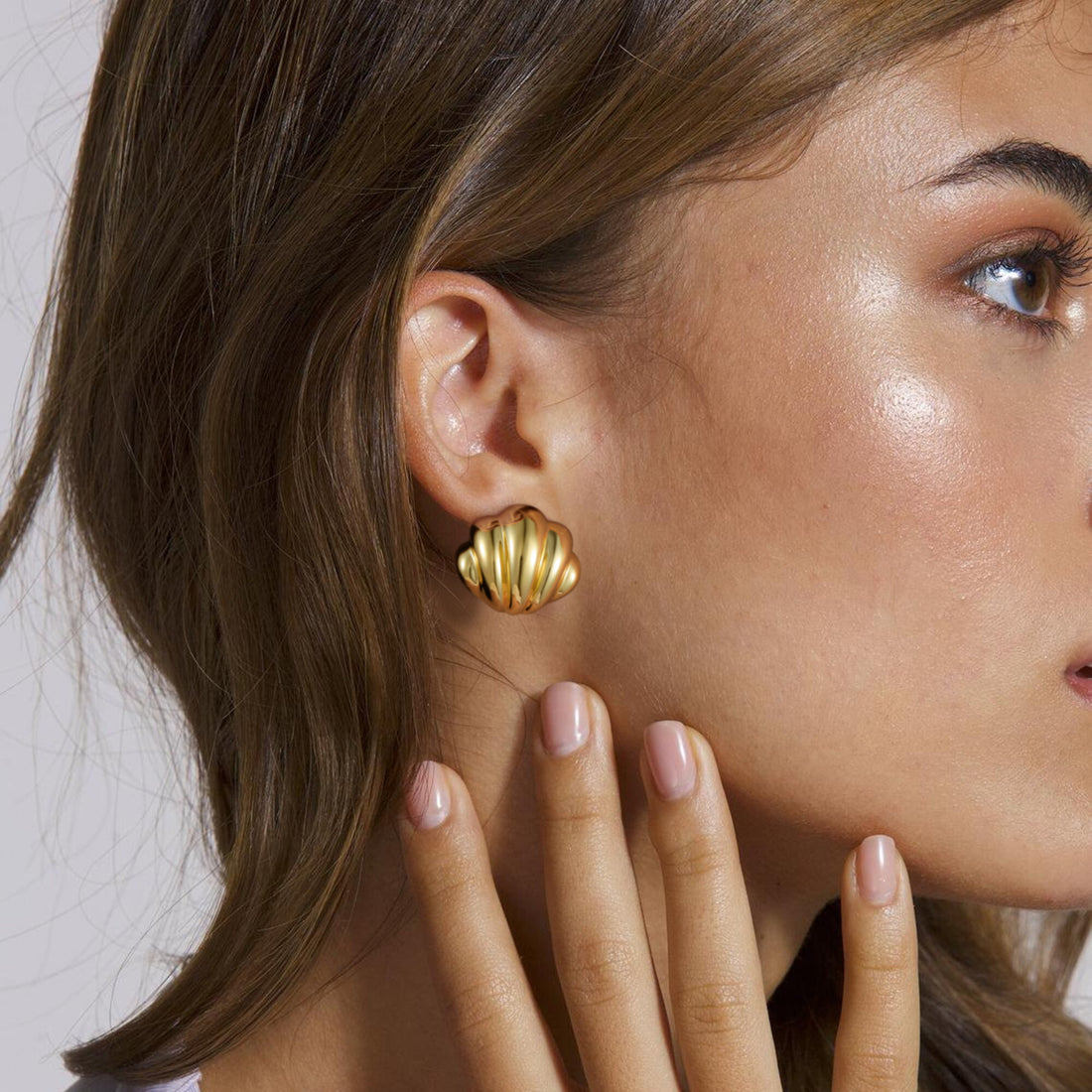 Golden/Silvery, shell-shaped earrings
